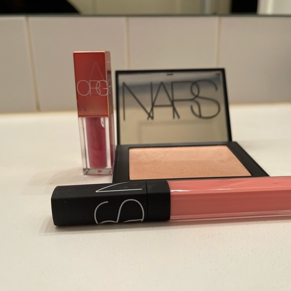 NARS bundle!! - Picture 1 of 6